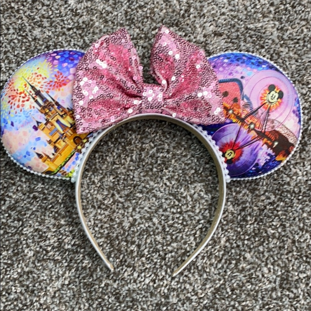 Disneyland mouse ears
